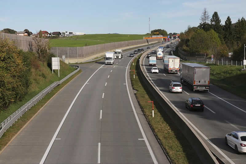 Westautobahn bei Hallwang