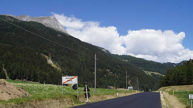 Bergstraße Reschenpass bei Nauders