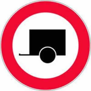 Verkehrszeichen Fahrverbot für Kraftfahrzeuge mit Anhänger
