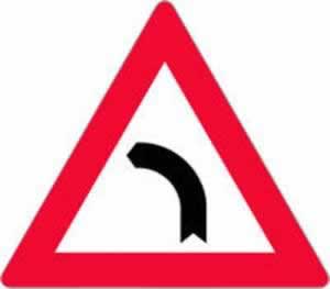 Verkehrszeichen gefährliche Linkskurve