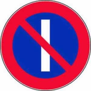 Verkehrszeichen Parken verboten an ungeraden Tagen