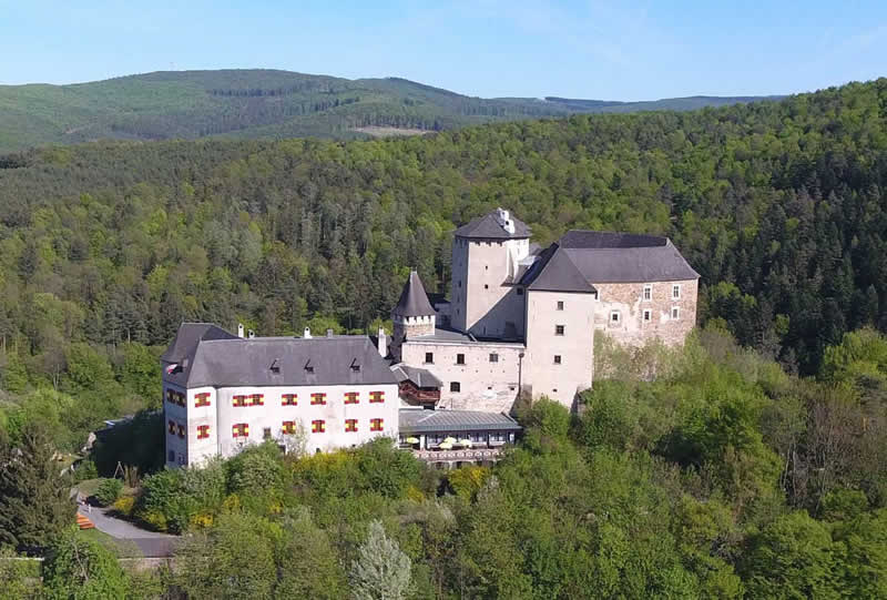 Burg Lockenhaus im Burgenland