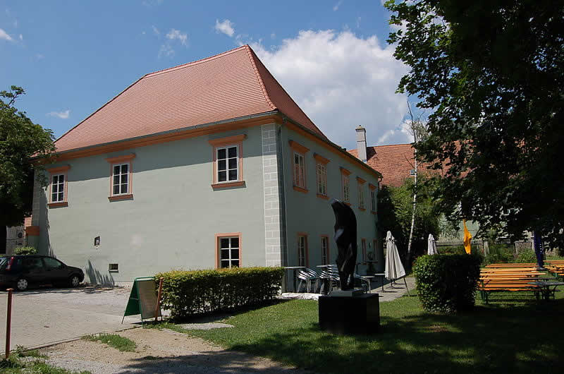 Schloss Fischau in Bad Fischau