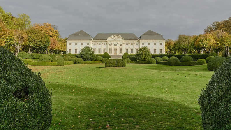 Schloss Halbturn im Burgenland