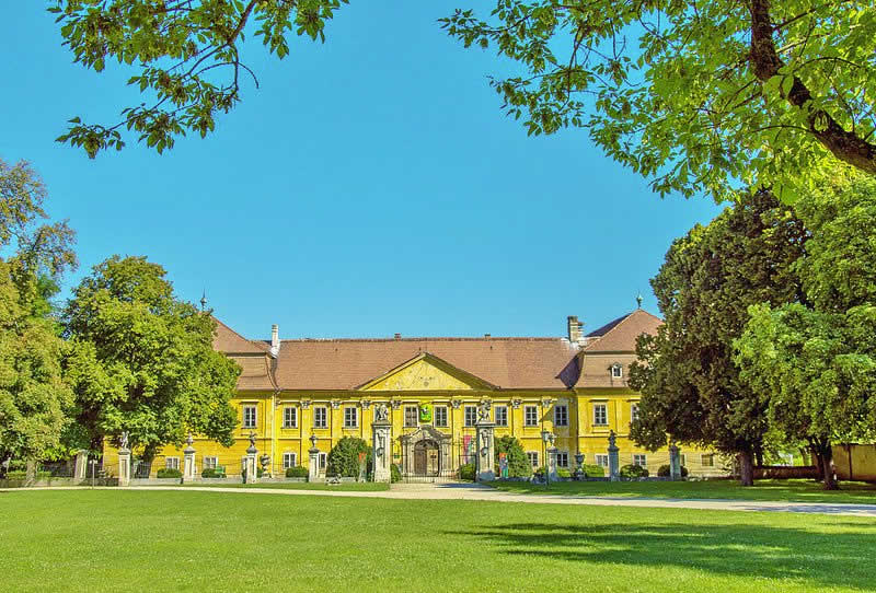 Schloss Marchegg Niederösterreich