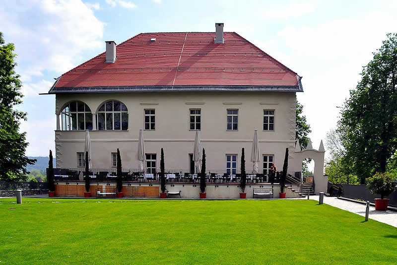 Schloss Maria Loretto in Klagenfurt