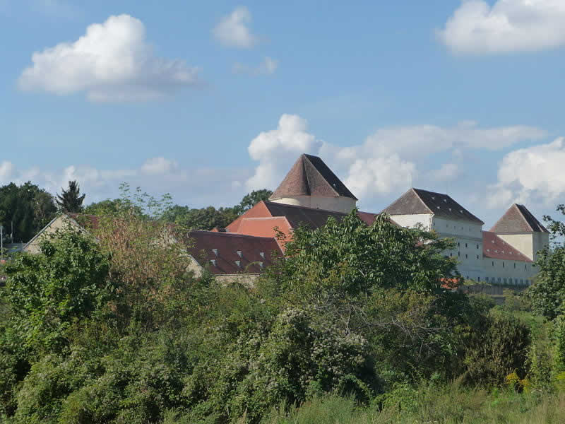 Schloss Neugeb&auml;ude Wien-Simmering