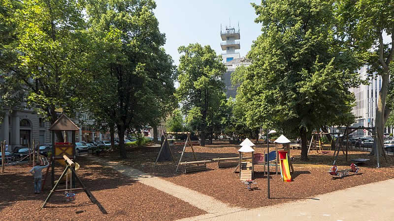 Hermann-Gmeiner-Park bei der Wiener Börse