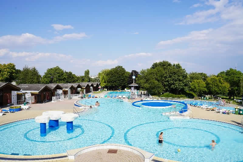 D&ouml;blinger Bad in Wien 19