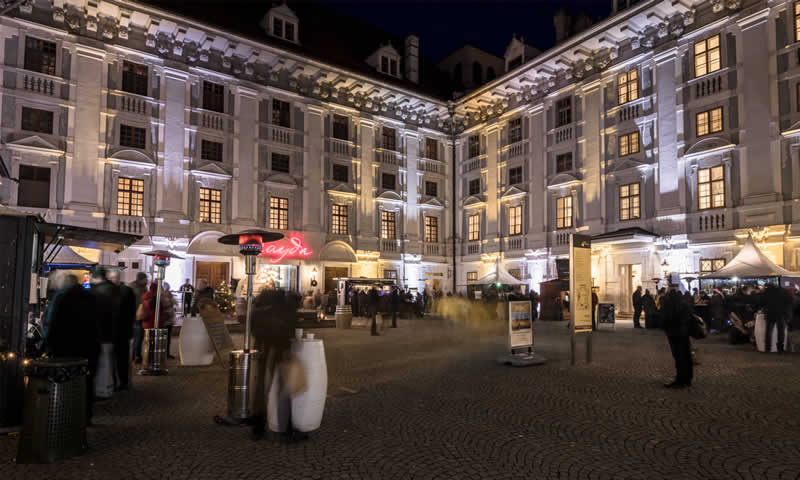 Adventmarkt Schloss Esterhazy in Eisenstadt