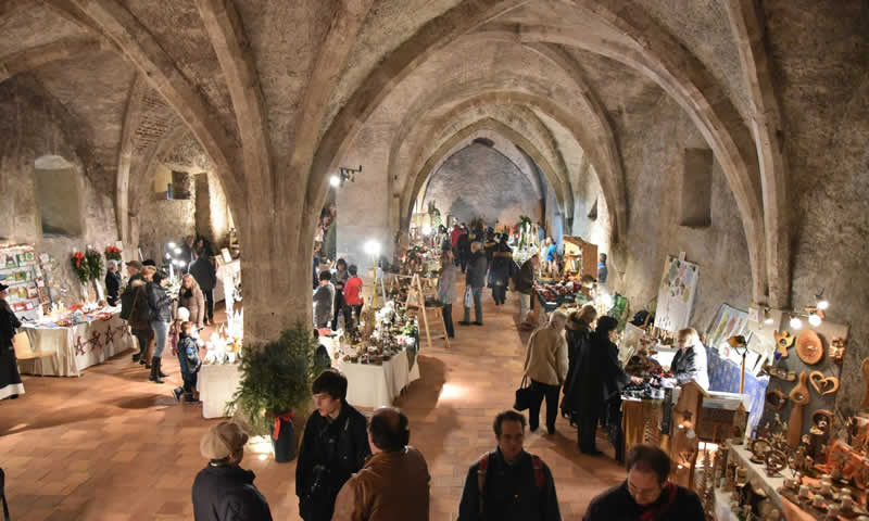 Adventmarkt im Stift Lilienfeld in Nieder&ouml;sterreich