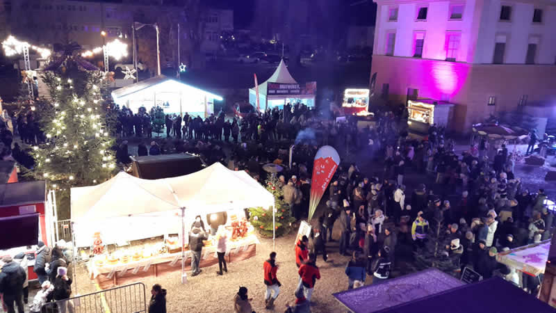 Christkindlmarkt im Schloss Innviertler Versailles in Aurolzm&uuml;nster