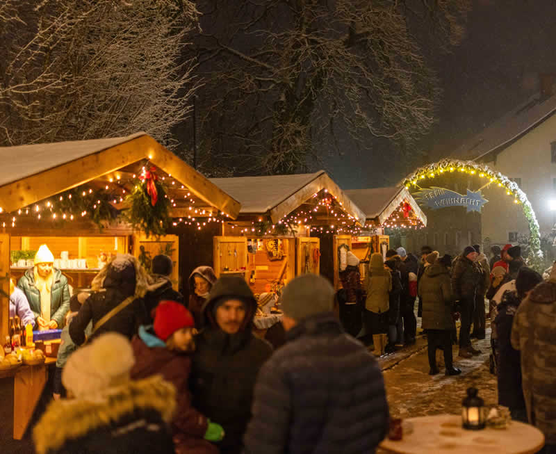 Einblick vom Adventmarkt St. Jakob in Puch bei Hallein
