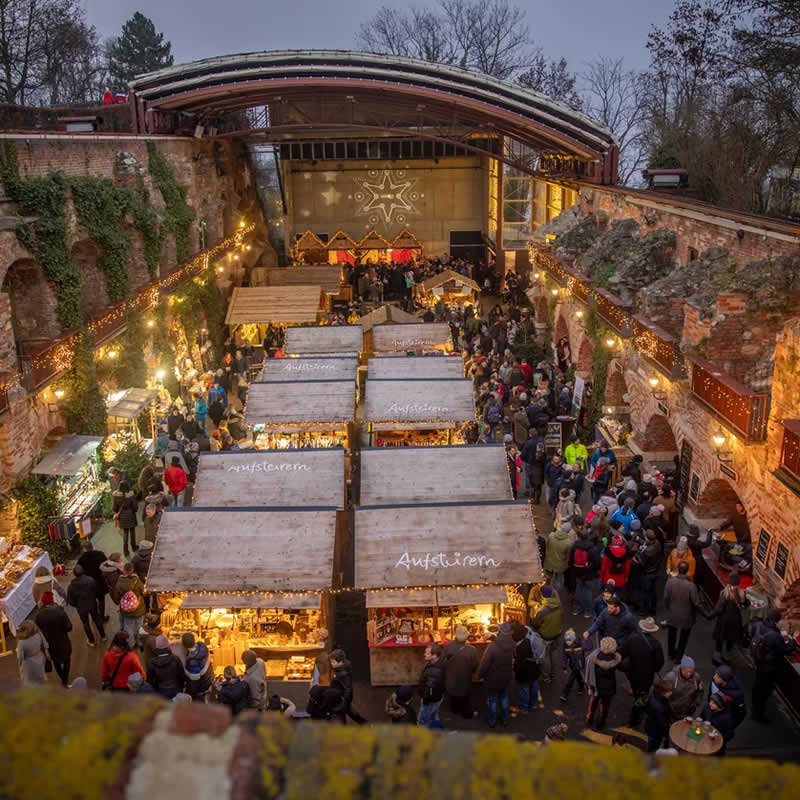 Aufsteirern-Weihnachtsmarkt am Grazer Schlossberg