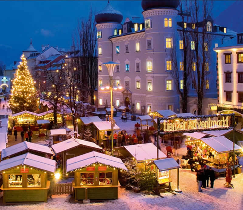 Adventmarkt in Lienz