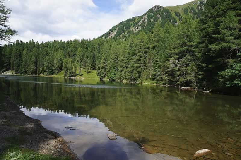 Grünsee bei der Turracher Höhe Steiermark / Kärnten