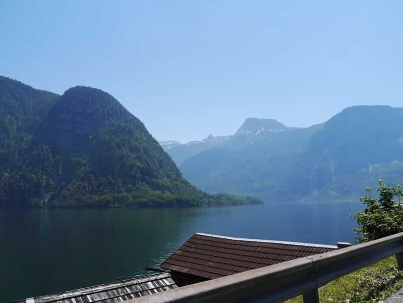 Hallstätter See nördlich vom Dachstein Oberösterreich