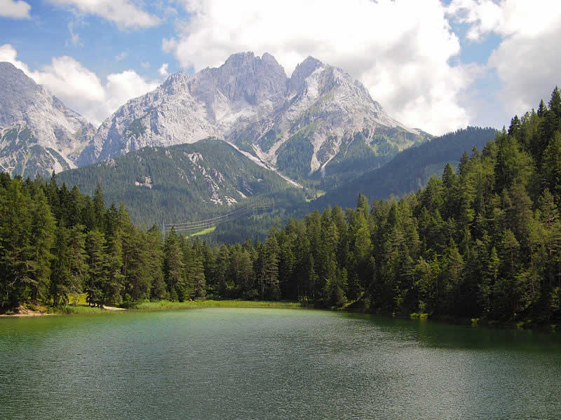 Mittersee beim Fernpass im Norden Tirols