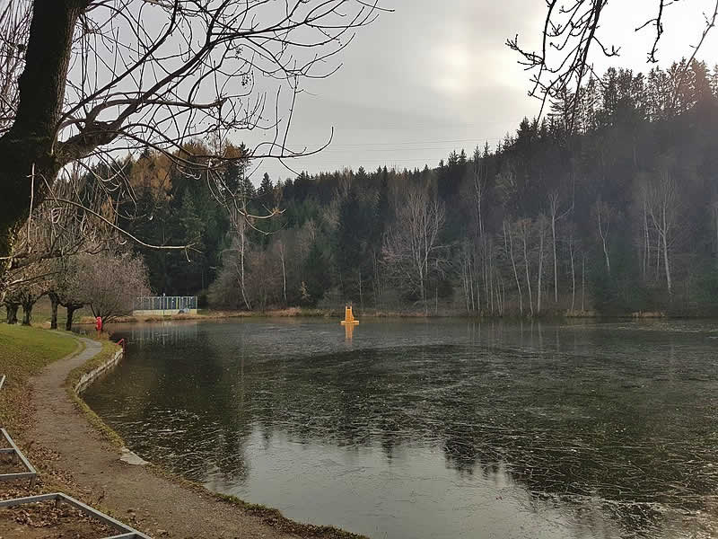 Natterer See bei Innsbruck in Tirol