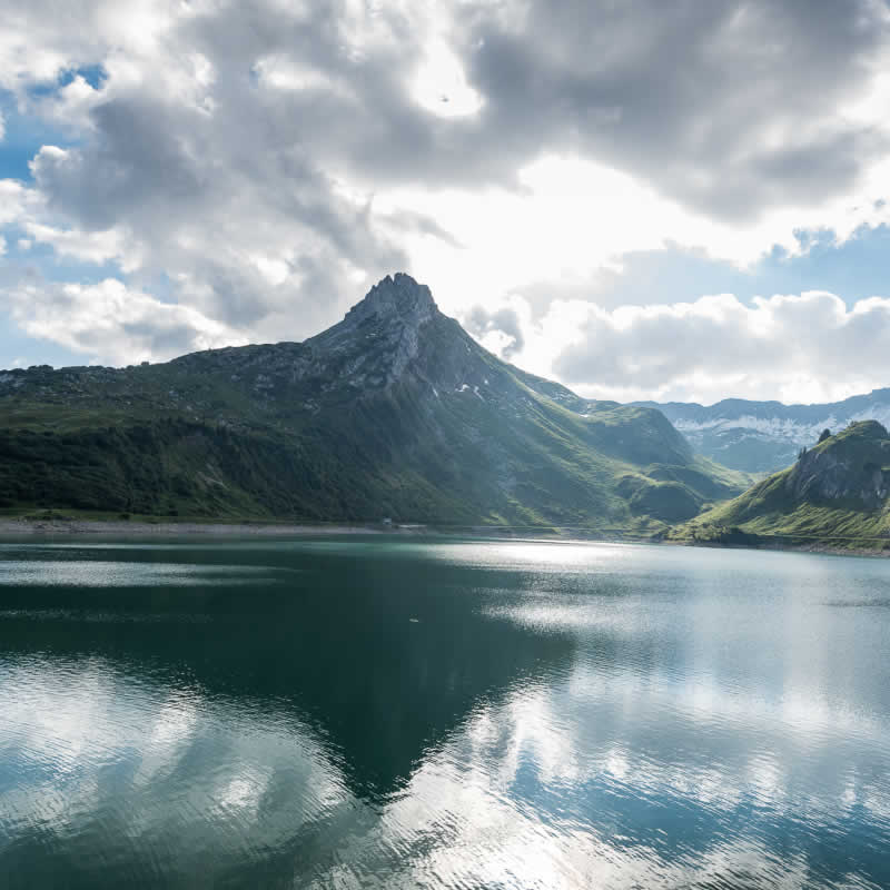 Spullersee in den Lechtaler Alpen Vorarlberg