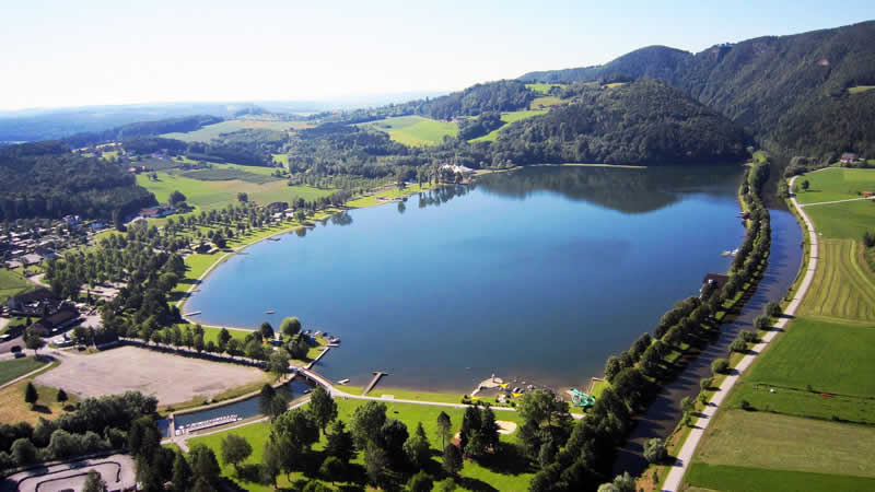 Stubenbergsee im Apfelland Steiermark