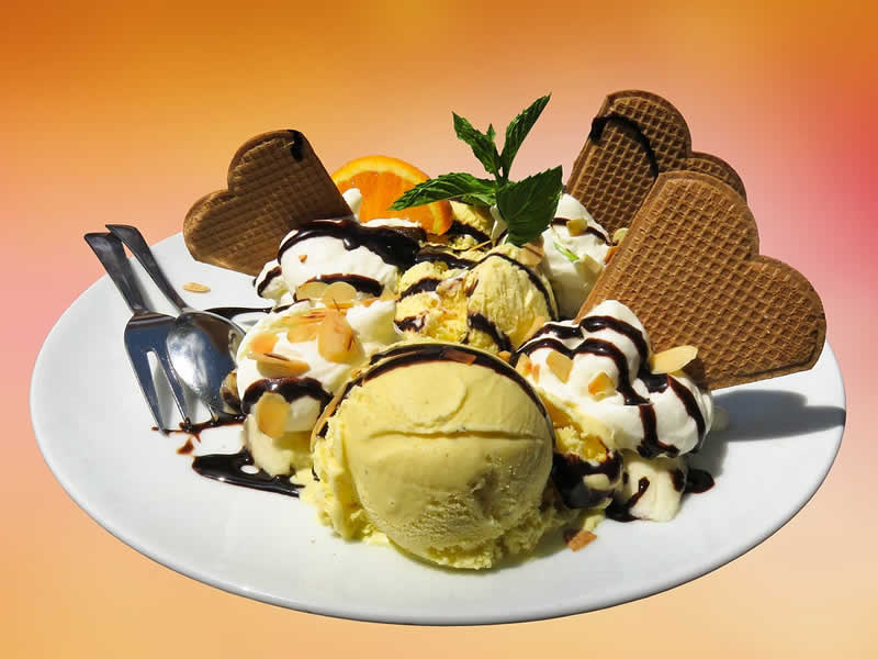 Eiscremes Rezepte für die Eismaschine