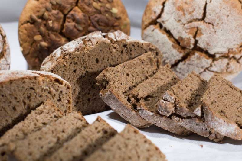 Roggenbrot mit Vitamine und N&auml;hrstoffe