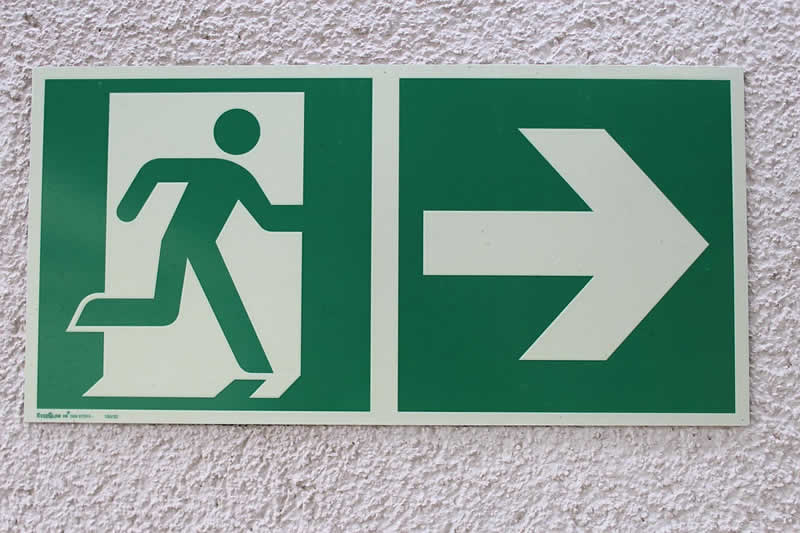 Fluchtwege im Unternehmen organisieren